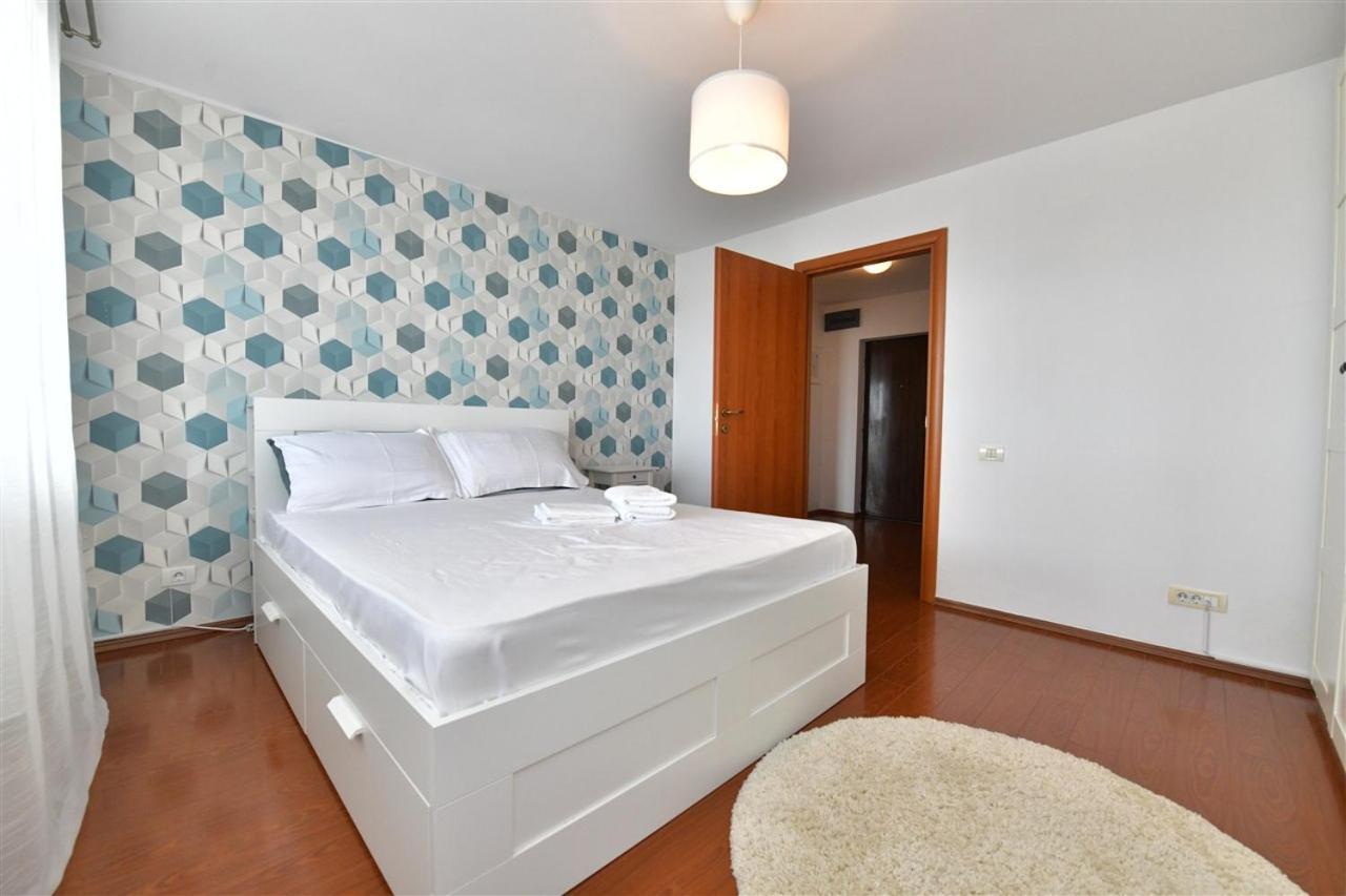 Appartamento Lux 1 Mai Pod Bucarest